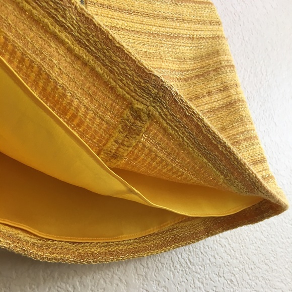 Alice + Olivia Yellow Gold Striped Lined Soft Boucle Mini Skirt Sz 4 - Picture 9 of 9